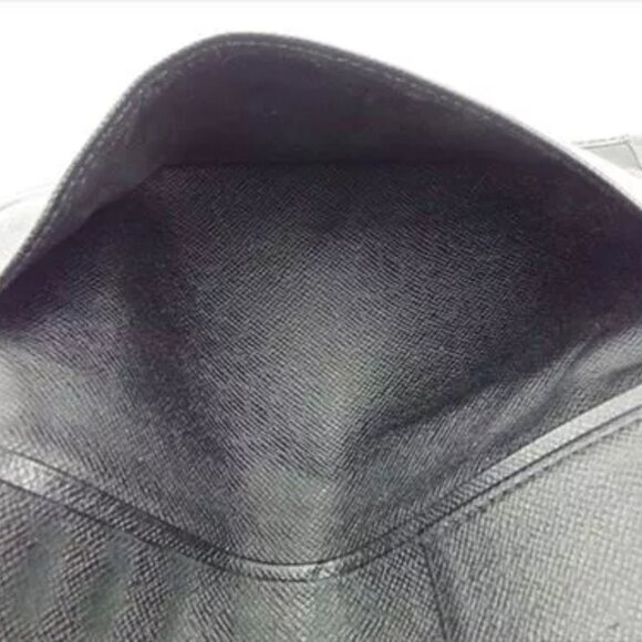 Louis Vuitton Wallet Purse Taiga Black Taiga Leather Mens Authentic Used - Picture 6 of 7